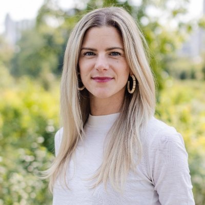 Andrea Woodside