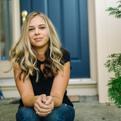 Carrie Leaf