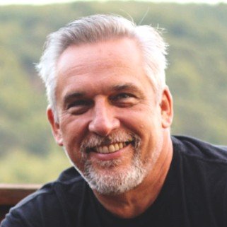 Gus Quesada