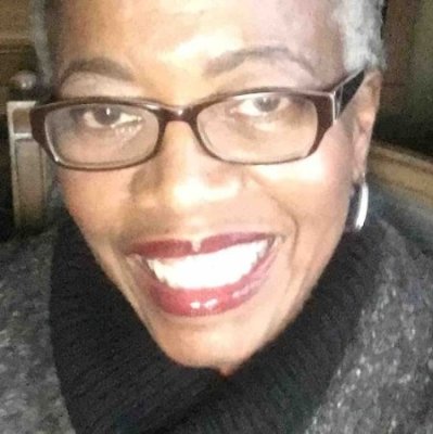 Joyce Hooks