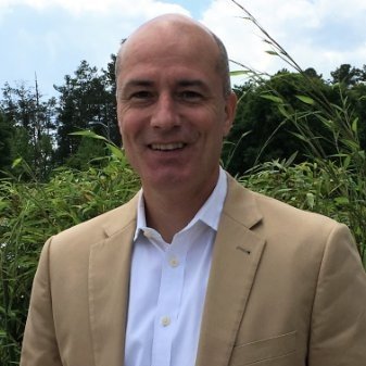 Robert Macia