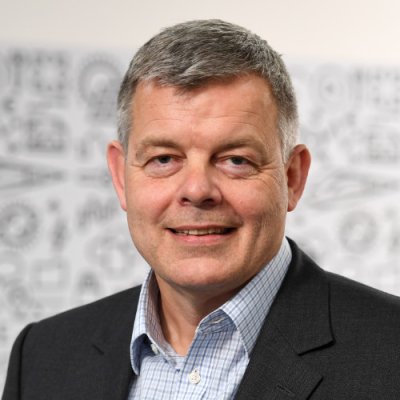 Steve Lewis