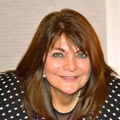 Suzy Jacobsnoll