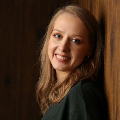 Aleksandra G Radecka