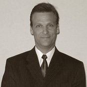Derek Usinger