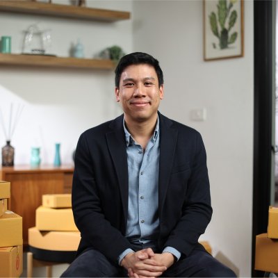 Jed Charungcharoenvejj