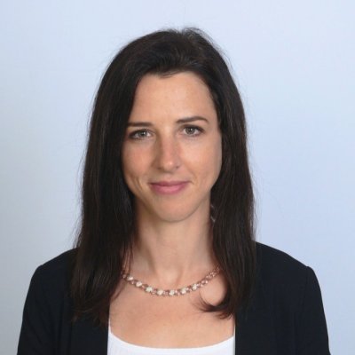 Leila Loezer