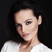 Lina Velásquez