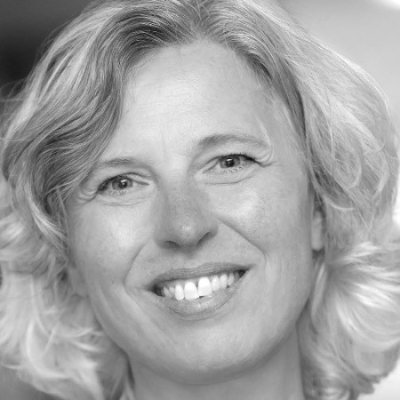 Louise Van Der Schalk