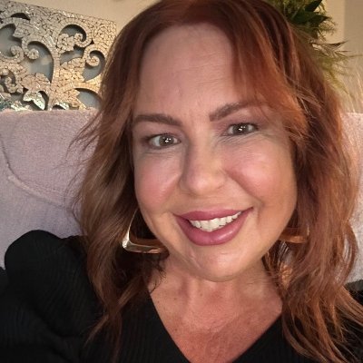 Mindy Follett
