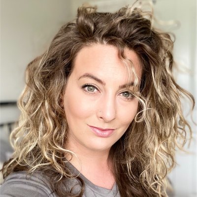Samantha Davis