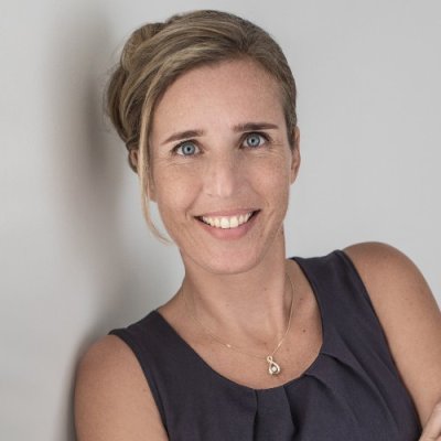 Simone Van Hengstum