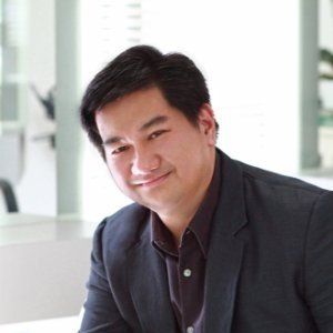 Leslie Loh